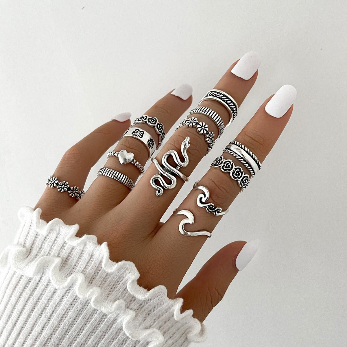 Personality Exaggeration Snake Shaped Flower Love Geometric Ring